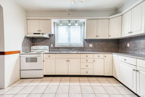 128 Highland Avenue Middletown CT 06457