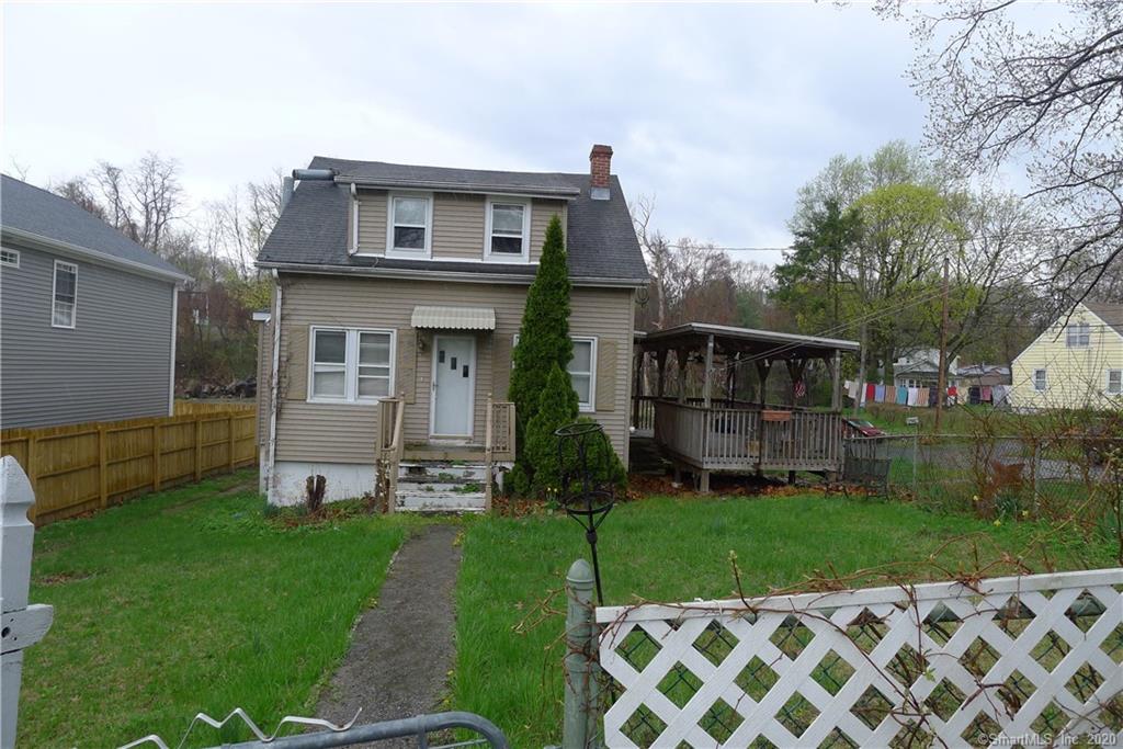 436 Woodlawn Avenue Extension Bridgeport CT 06606