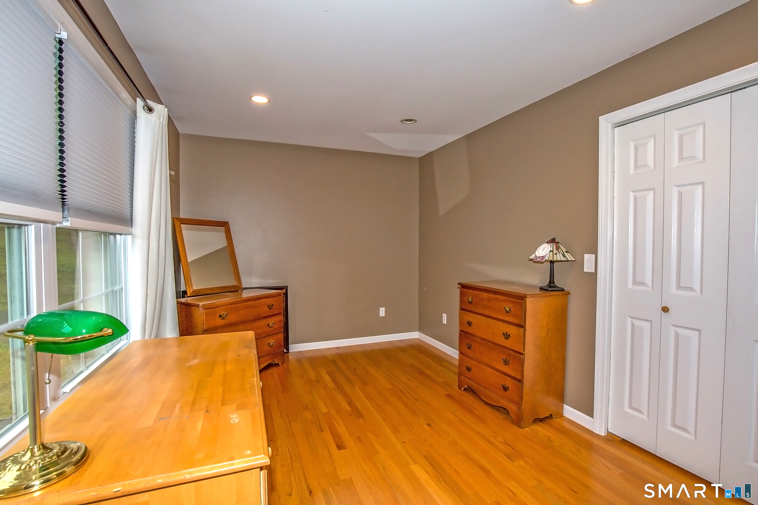 54 West Shore Drive Enfield CT 06082