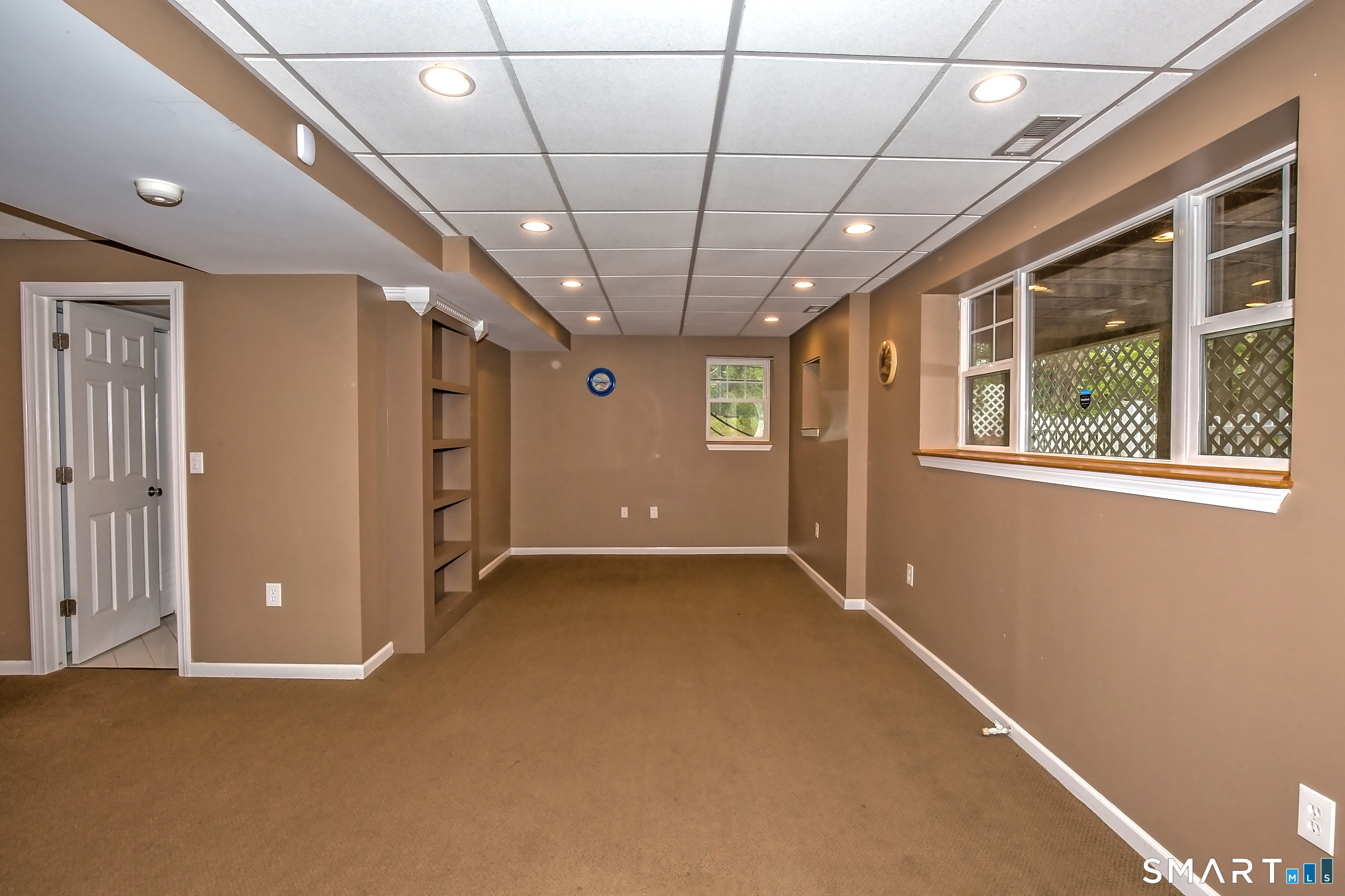 54 West Shore Drive Enfield CT 06082