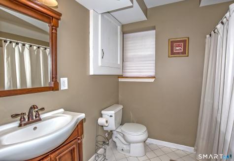 54 West Shore Drive Enfield CT 06082
