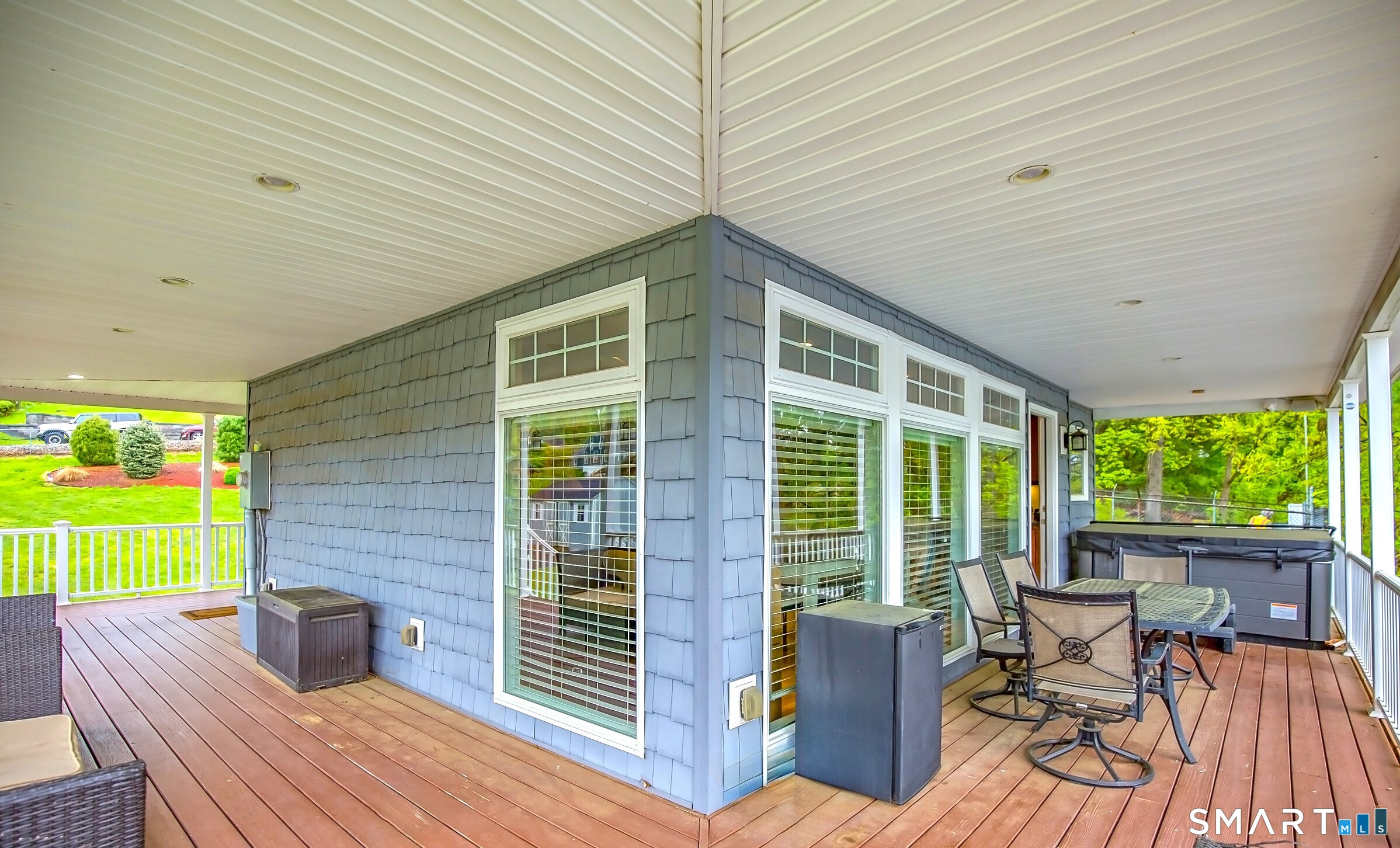 54 West Shore Drive Enfield CT 06082