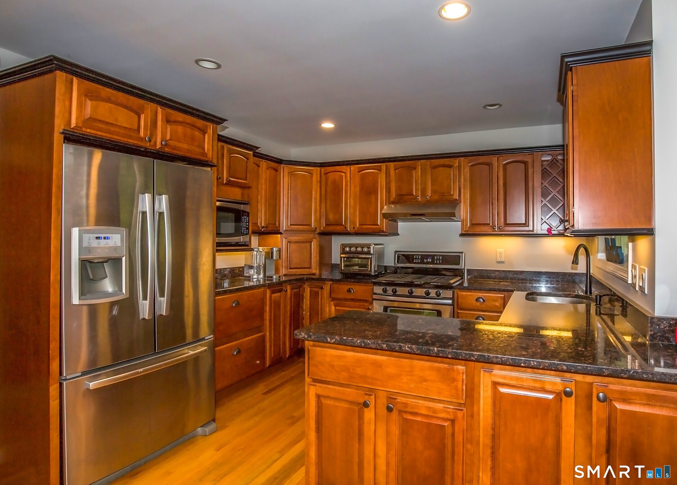 54 West Shore Drive Enfield CT 06082