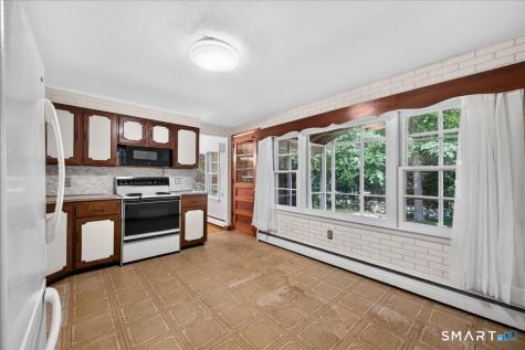 48 Old Colony Road North Stonington CT 06359
