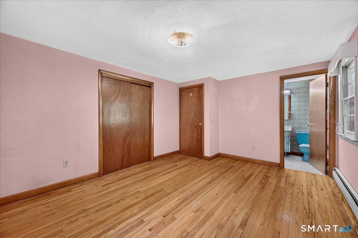 48 Old Colony Road North Stonington CT 06359