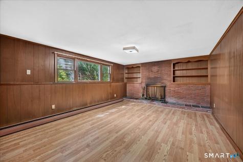 48 Old Colony Road North Stonington CT 06359