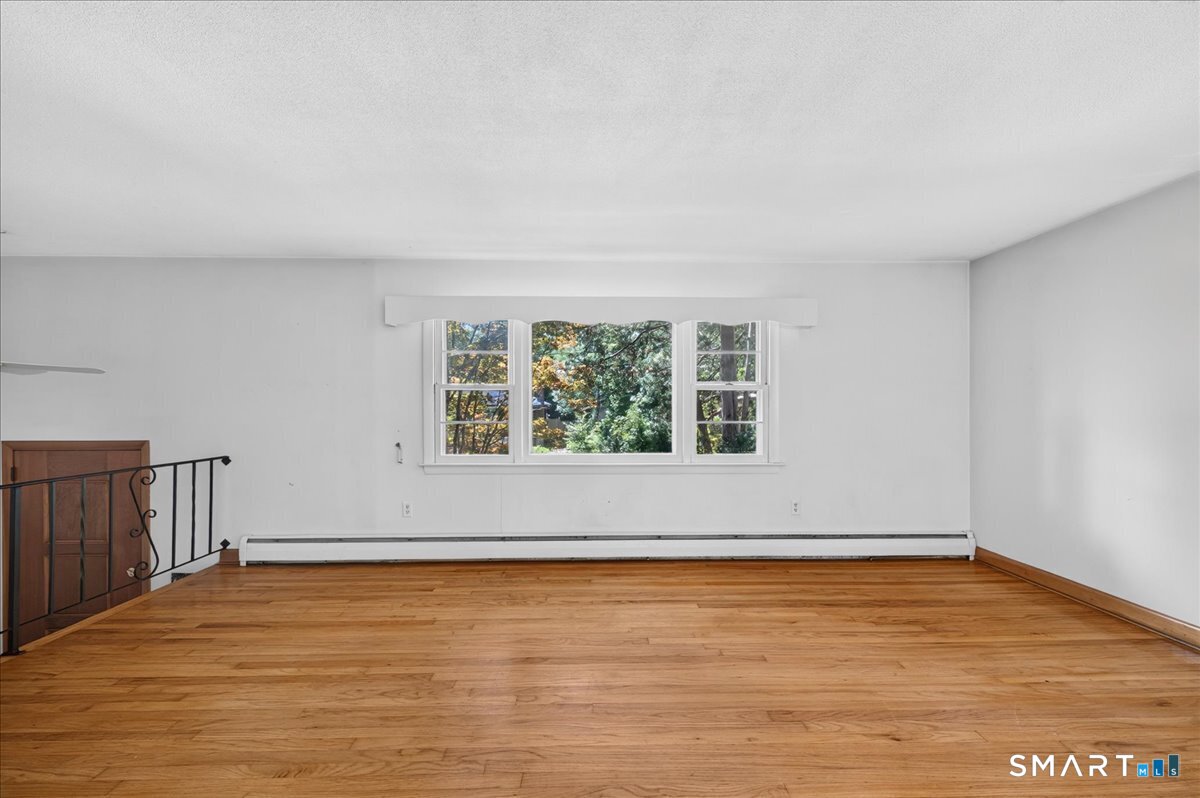 48 Old Colony Road North Stonington CT 06359