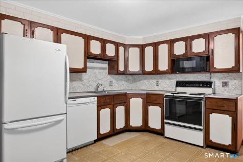 48 Old Colony Road North Stonington CT 06359