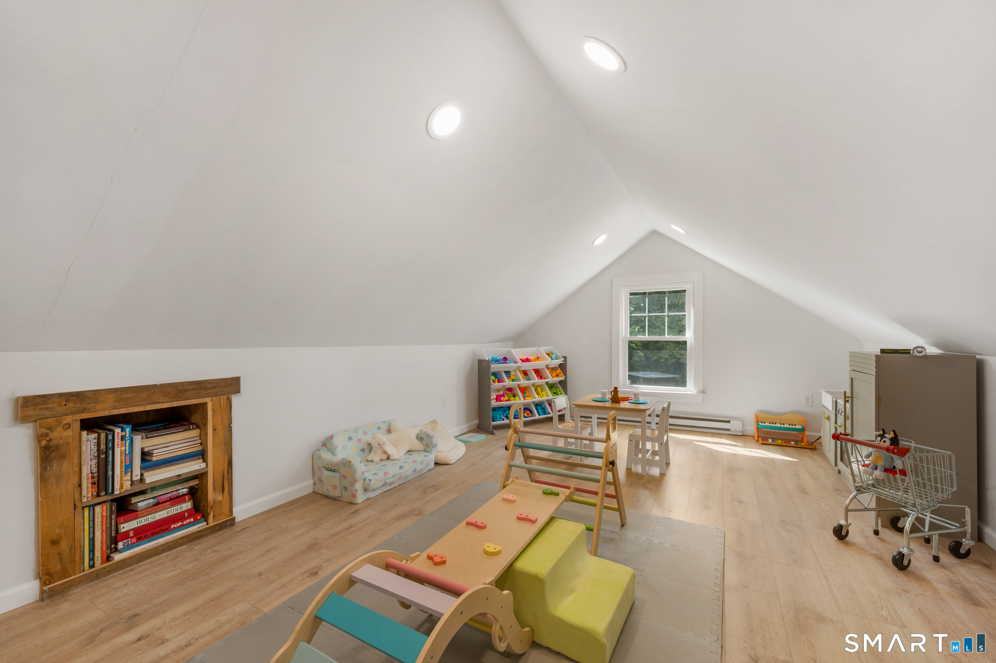 36 Nollett Road Chaplin CT 06250