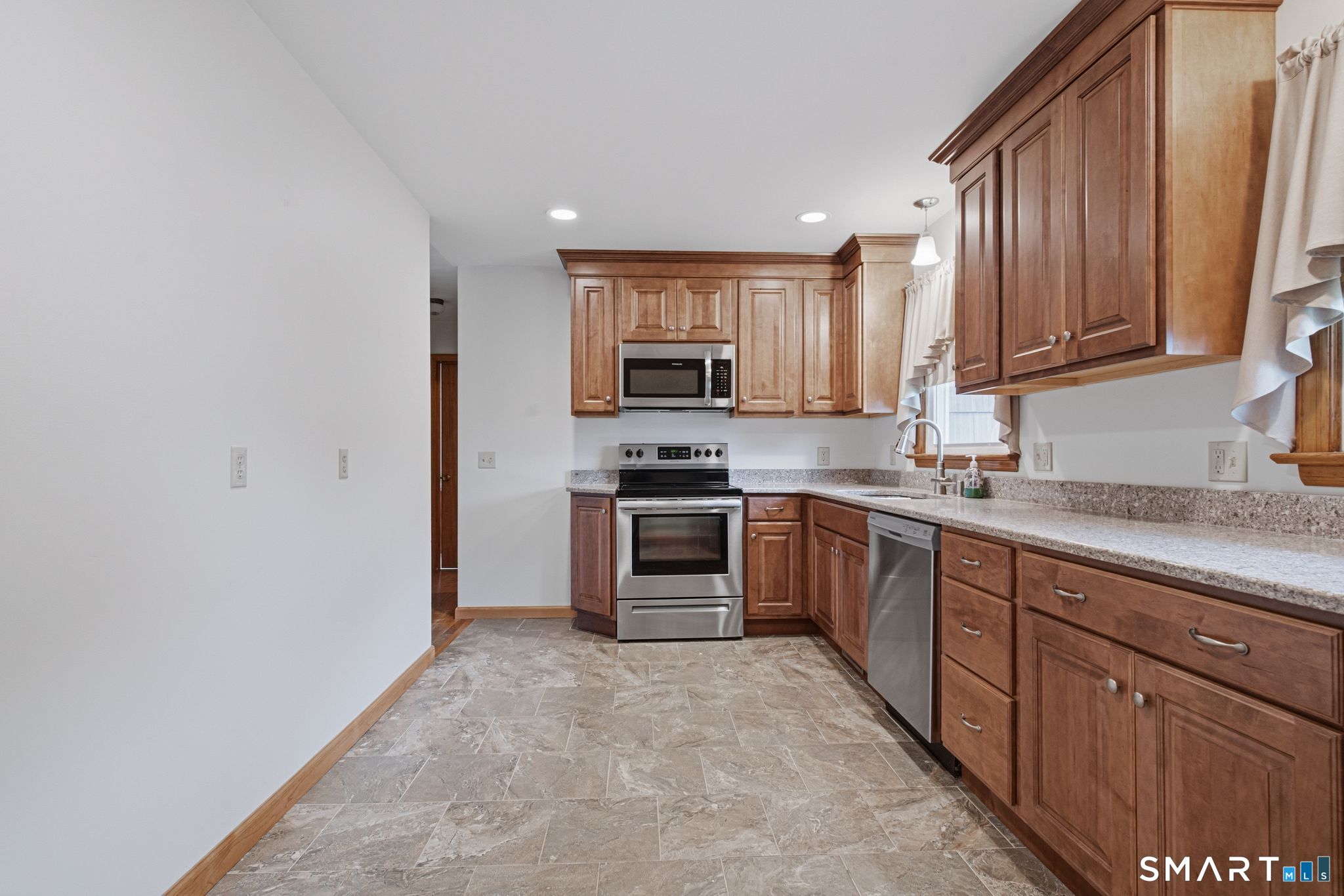 20 Breault Street Putnam CT 06260