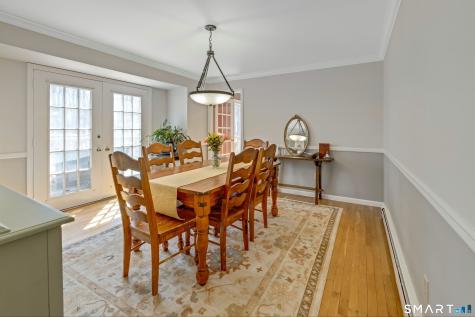 18 North Branch Road Newtown CT 06470