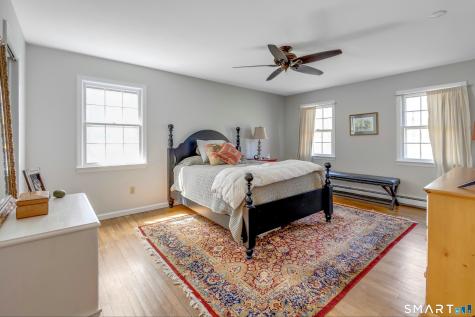 18 North Branch Road Newtown CT 06470