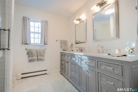 18 North Branch Road Newtown CT 06470