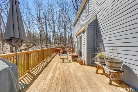 18 North Branch Road Newtown CT 06470