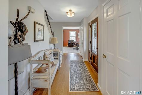 18 North Branch Road Newtown CT 06470