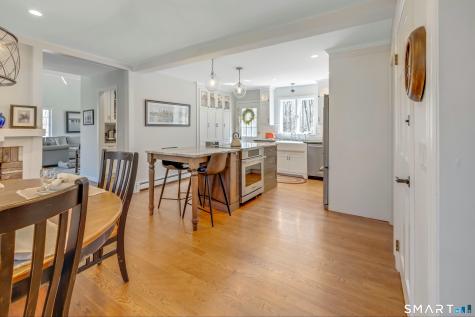 18 North Branch Road Newtown CT 06470