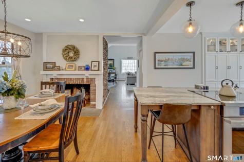 18 North Branch Road Newtown CT 06470