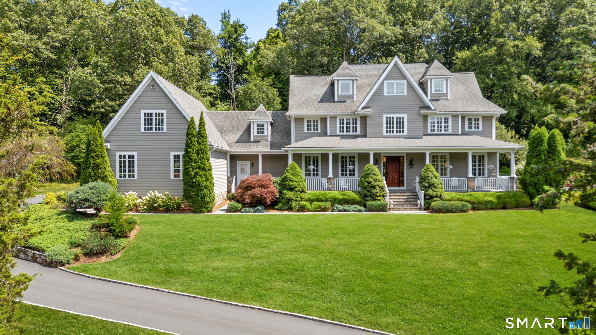 2 Longwood Drive Redding CT 06896