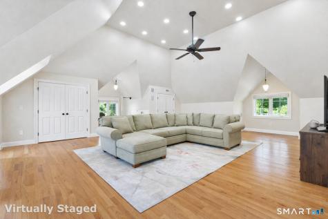 2 Longwood Drive Redding CT 06896