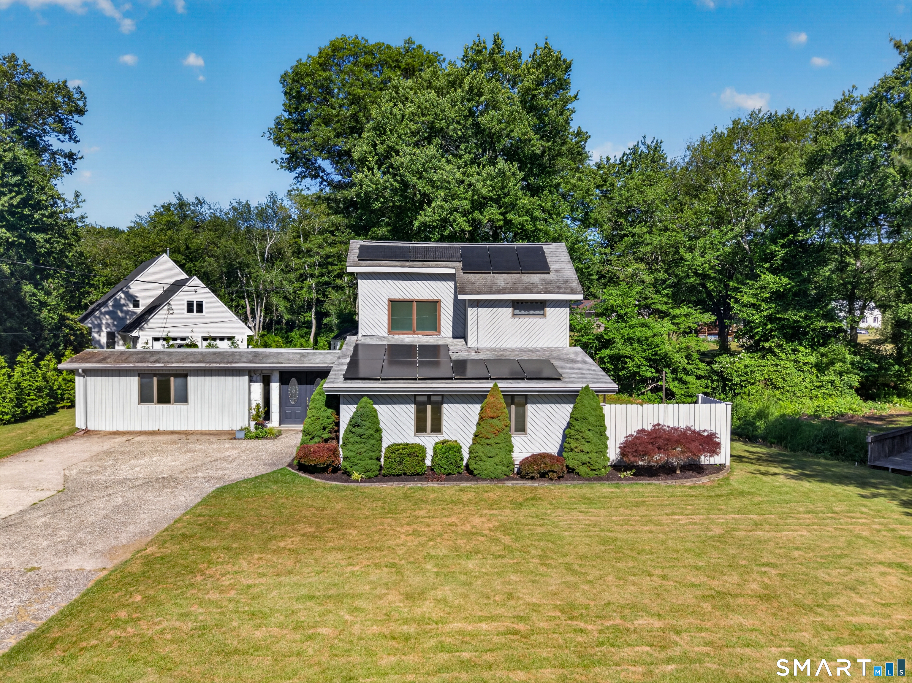 10 Herster Drive East Lyme CT 06357
