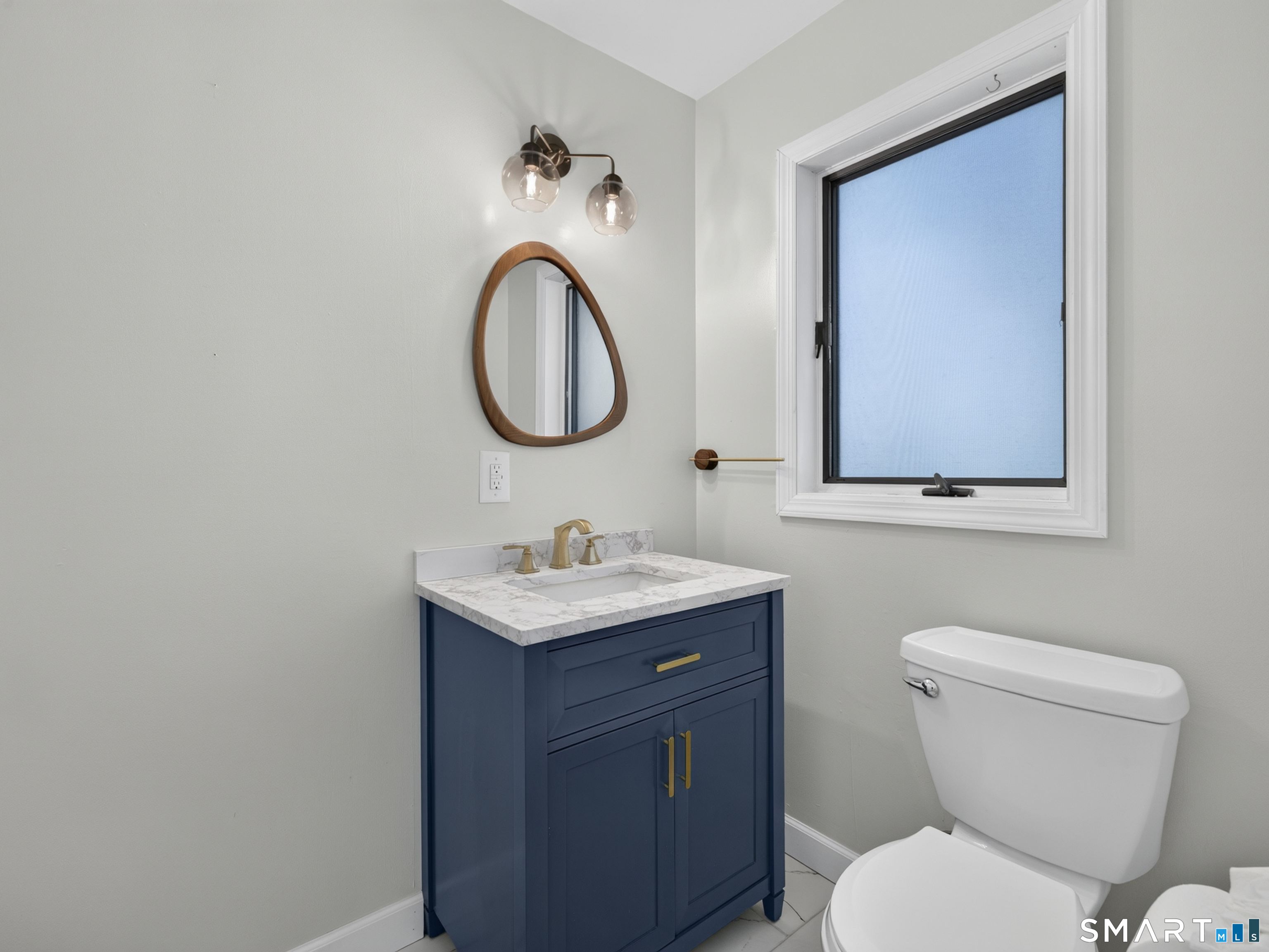 10 Herster Drive East Lyme CT 06357