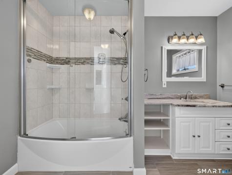 10 Herster Drive East Lyme CT 06357