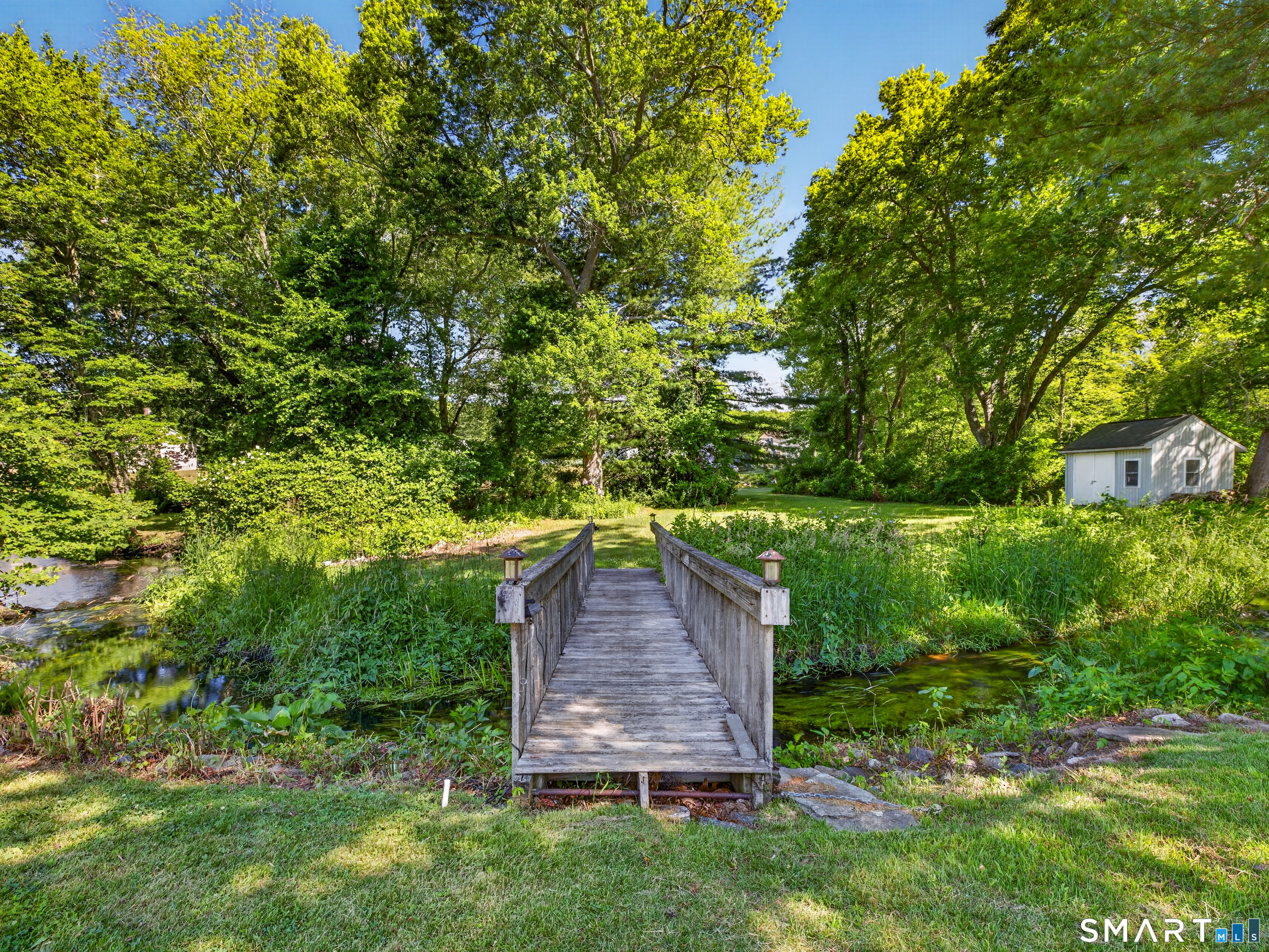 10 Herster Drive East Lyme CT 06357