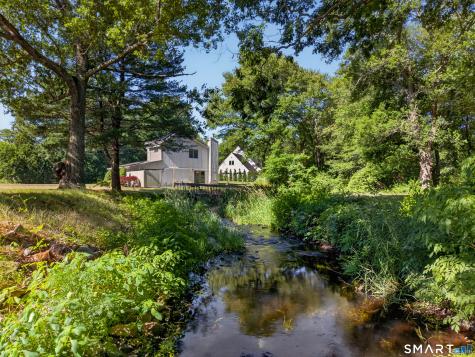 10 Herster Drive East Lyme CT 06357
