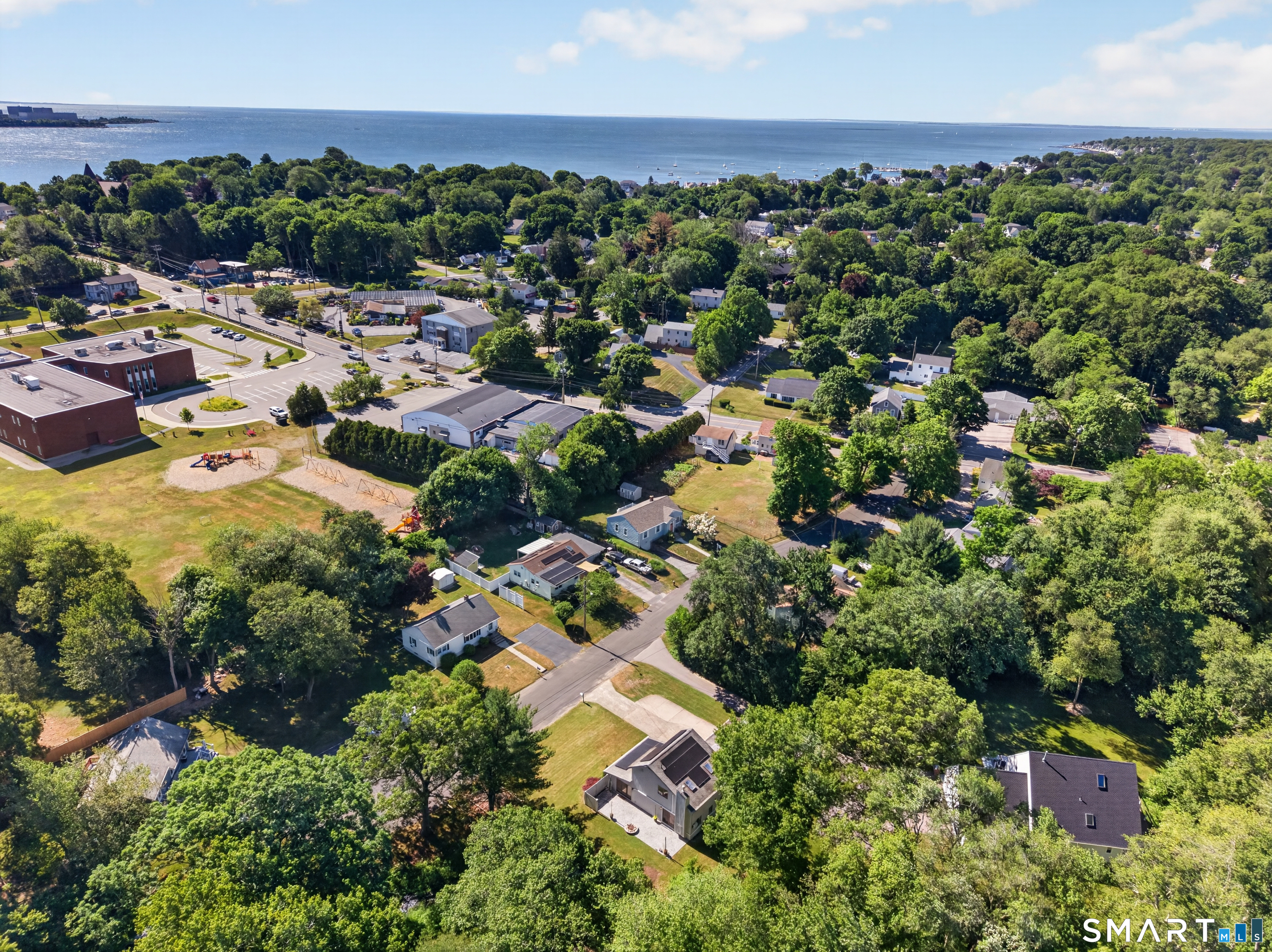 10 Herster Drive East Lyme CT 06357