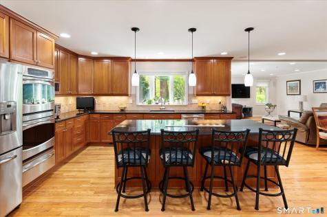 27 Nob Hill Lane Stamford CT 06903