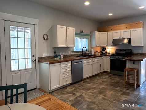 79 Wesley Avenue Westbrook CT 06498