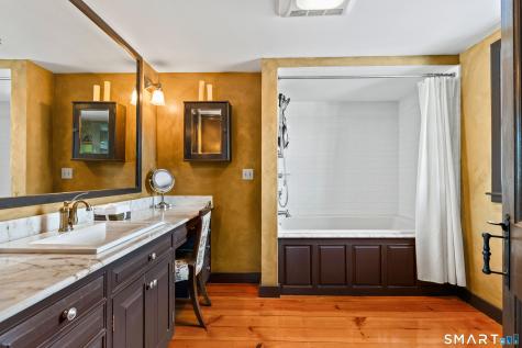 12 Jackson Road Killingworth CT 06419