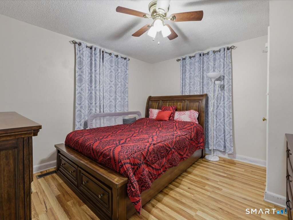 94 Barnes Avenue New Haven CT 06511