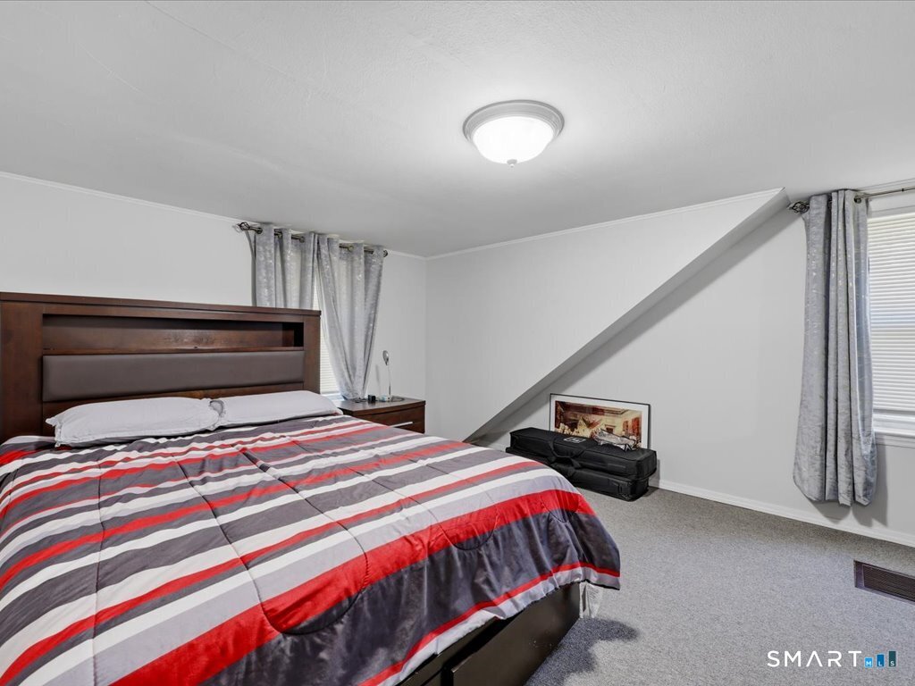 94 Barnes Avenue New Haven CT 06511