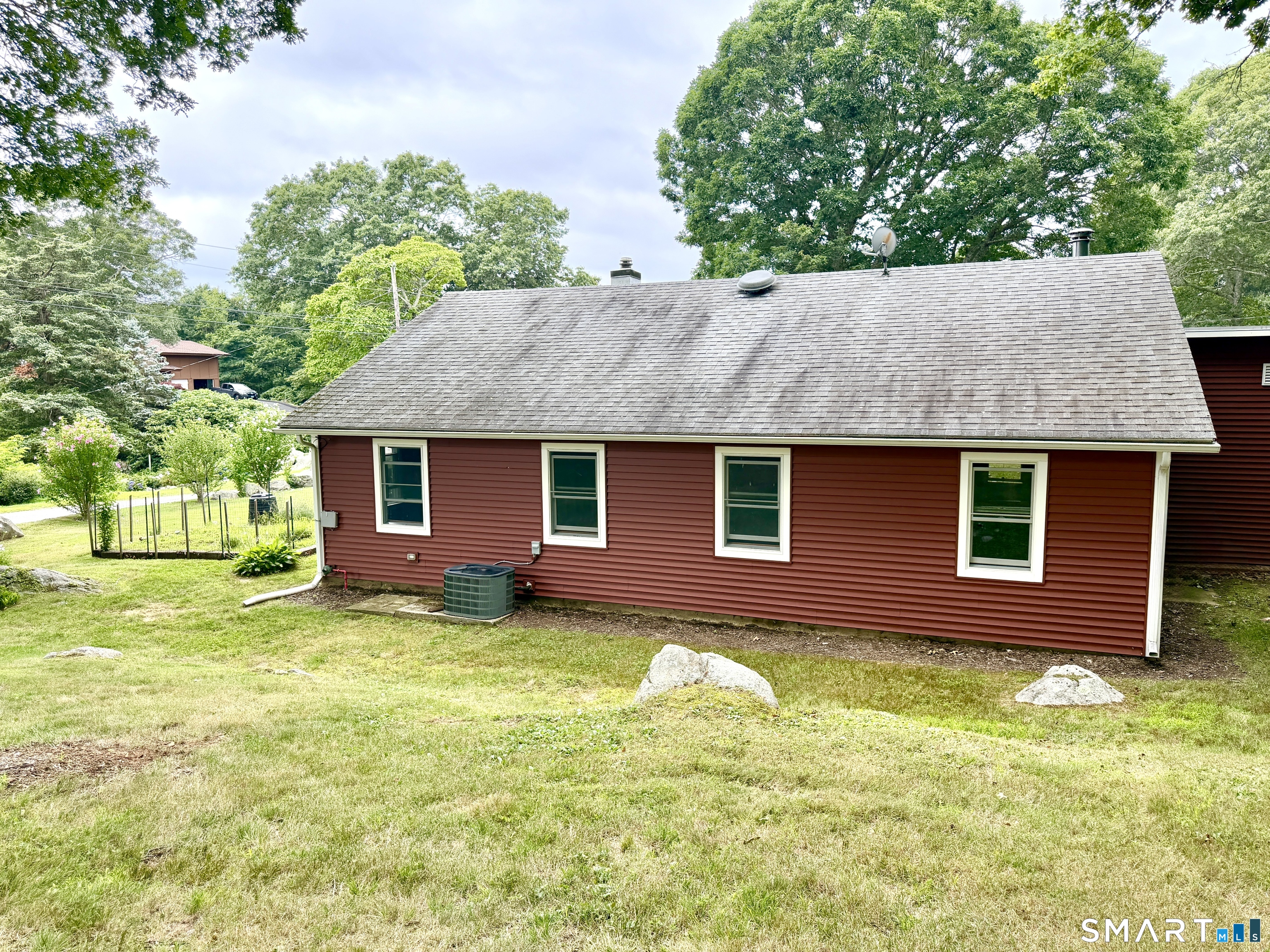 2 Hillcrest Drive Stonington CT 06378