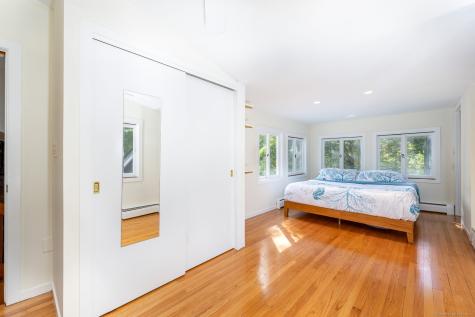 154 Wilburs Lane Guilford CT 06437