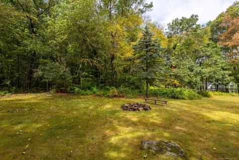 154 Wilburs Lane Guilford CT 06437