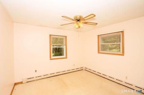 20 Damon Heights Road East Lyme CT 06357