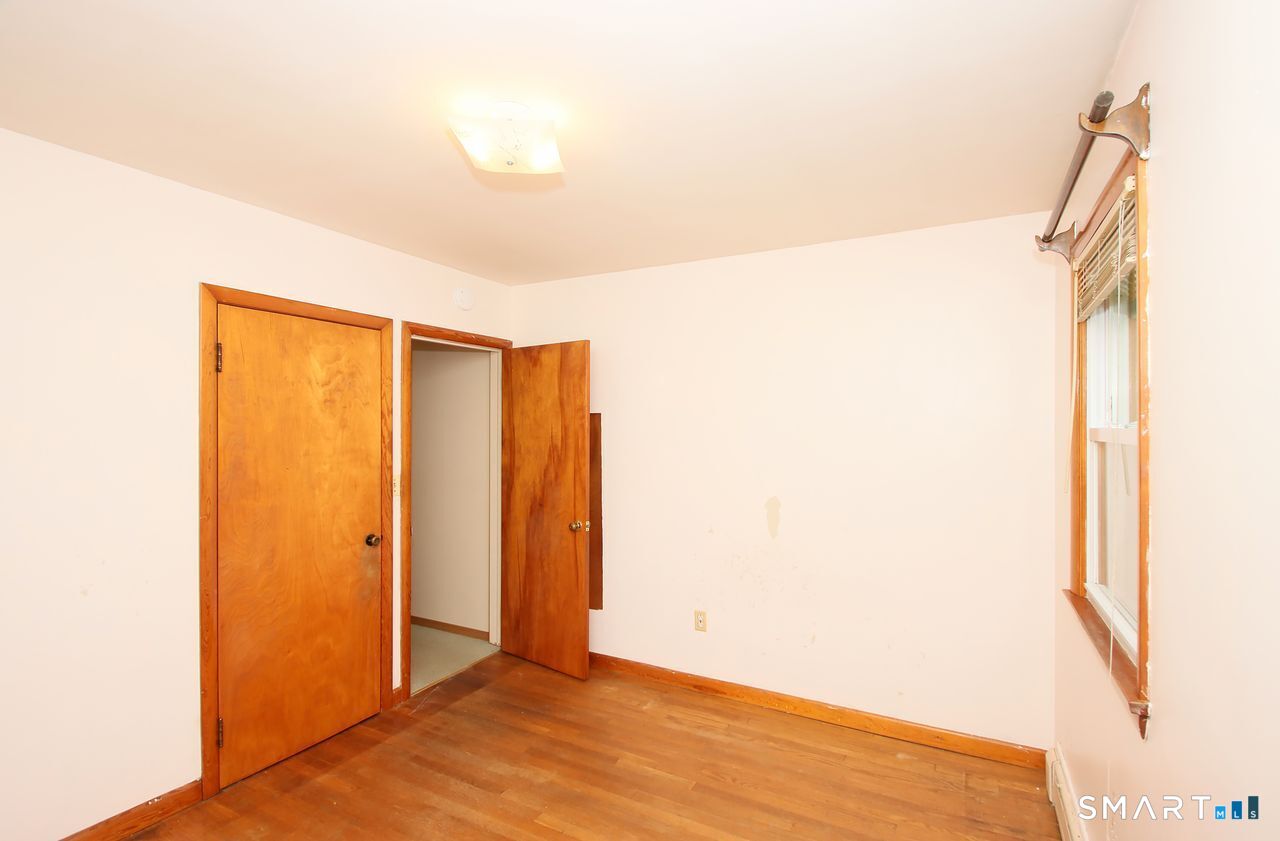 20 Damon Heights Road East Lyme CT 06357