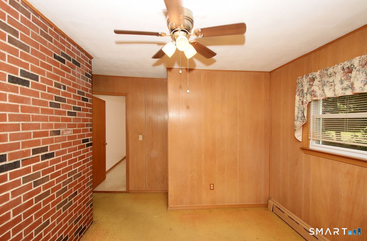20 Damon Heights Road East Lyme CT 06357