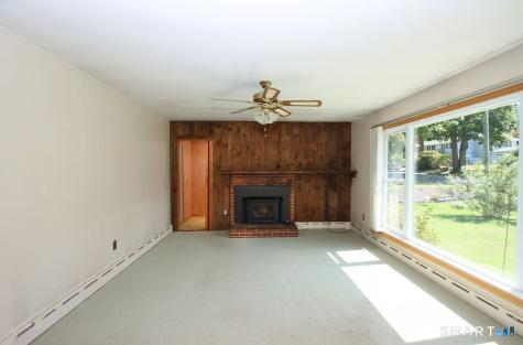 20 Damon Heights Road East Lyme CT 06357