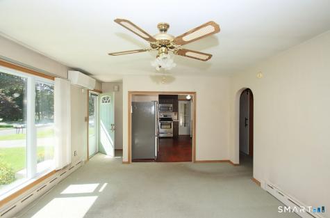 20 Damon Heights Road East Lyme CT 06357