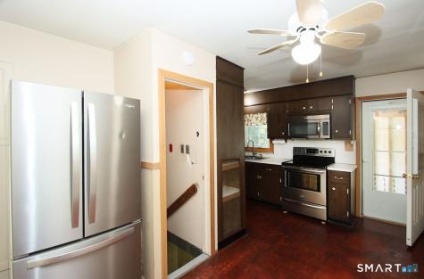 20 Damon Heights Road East Lyme CT 06357