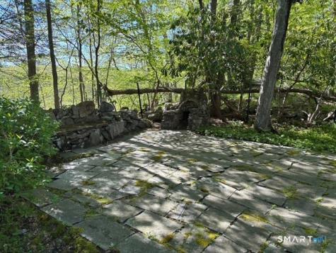 15 Limestone Terrace Ridgefield CT 06877