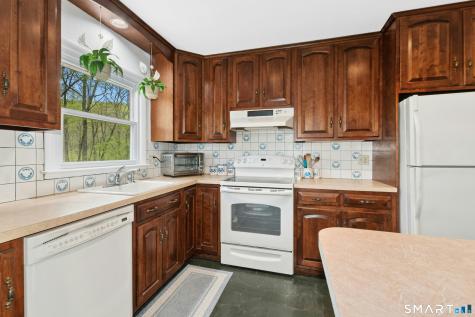 15 Limestone Terrace Ridgefield CT 06877