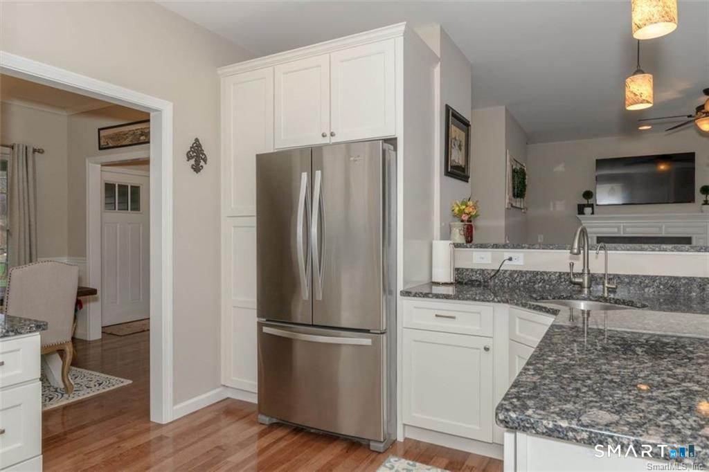 823 Stone Road Windsor CT 06095