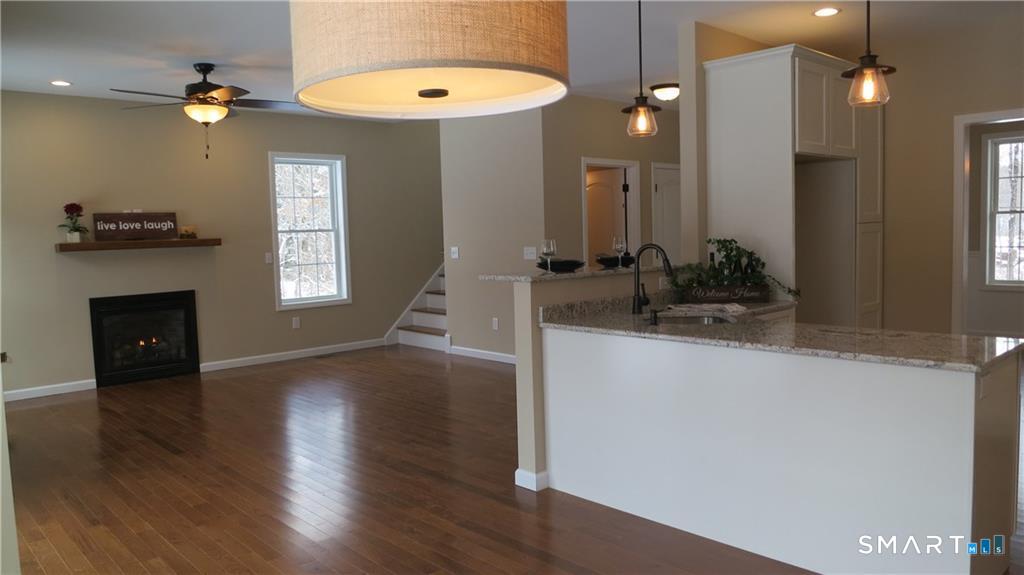 823 Stone Road Windsor CT 06095