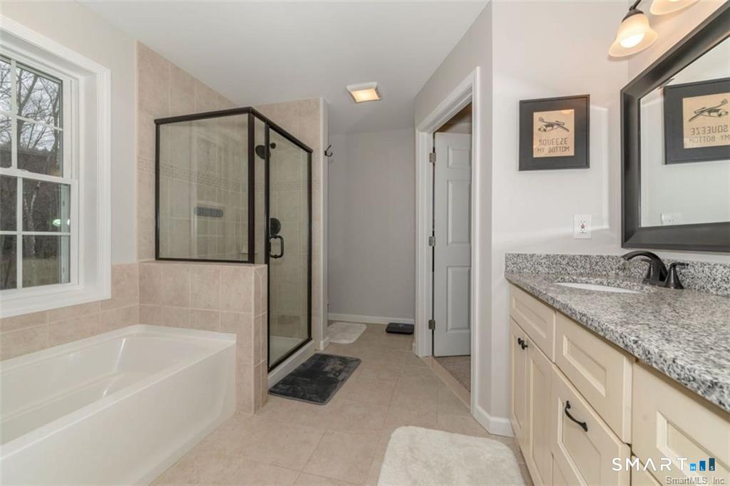 823 Stone Road Windsor CT 06095