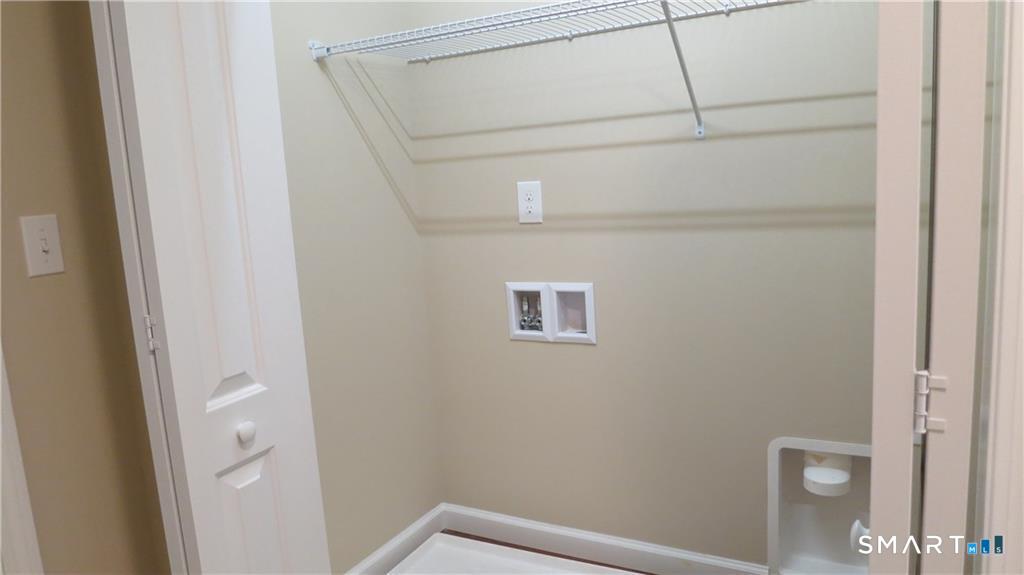 823 Stone Road Windsor CT 06095