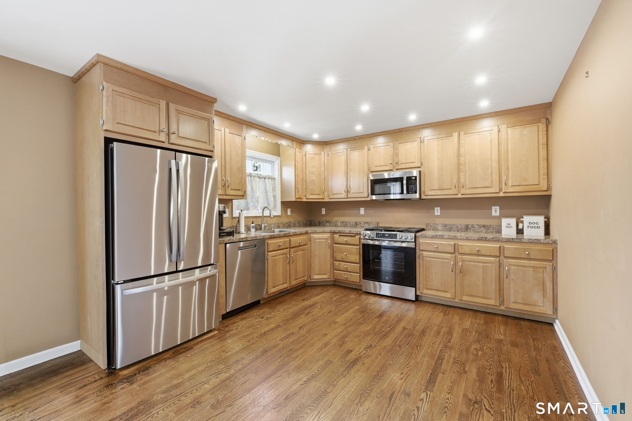 18 Perry Hill Road Shelton CT 06484